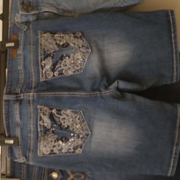 Wallflower shorts 3 pair for 1 price all 3 size 11 junior - Picture 5 of 8